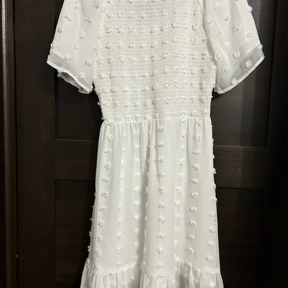 White Women’s Dress - Picture 2 of 5